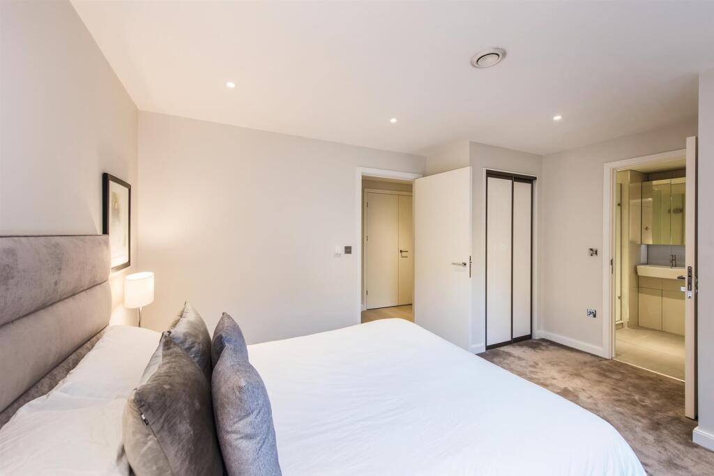 Master bedroom 1