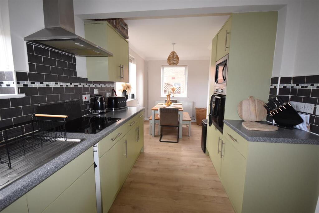 kitcehn long view.JPG