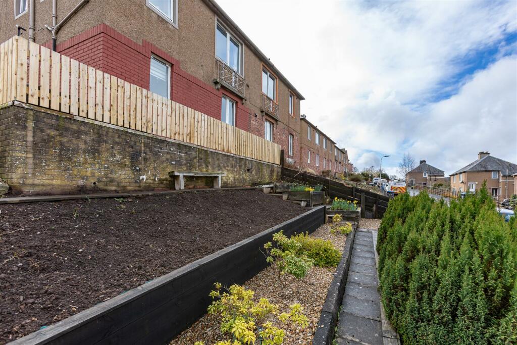 32 Bountrees Jedburgh 04.JPG