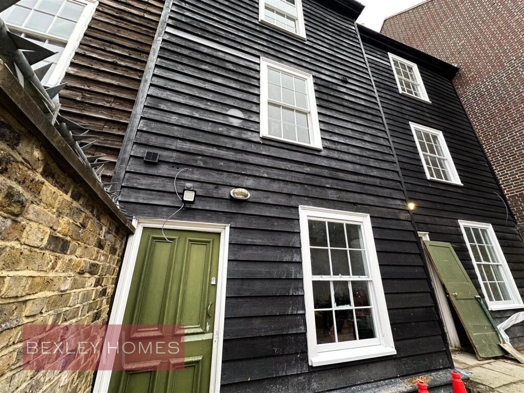 High street, Gravesend