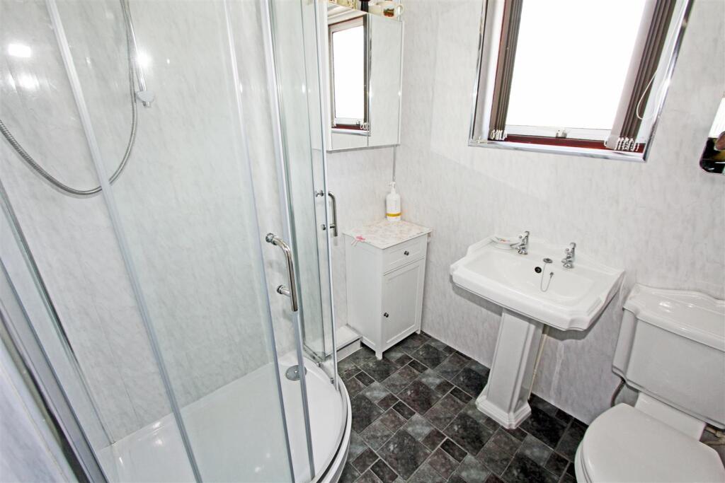 IMG_5681 shower.jpg