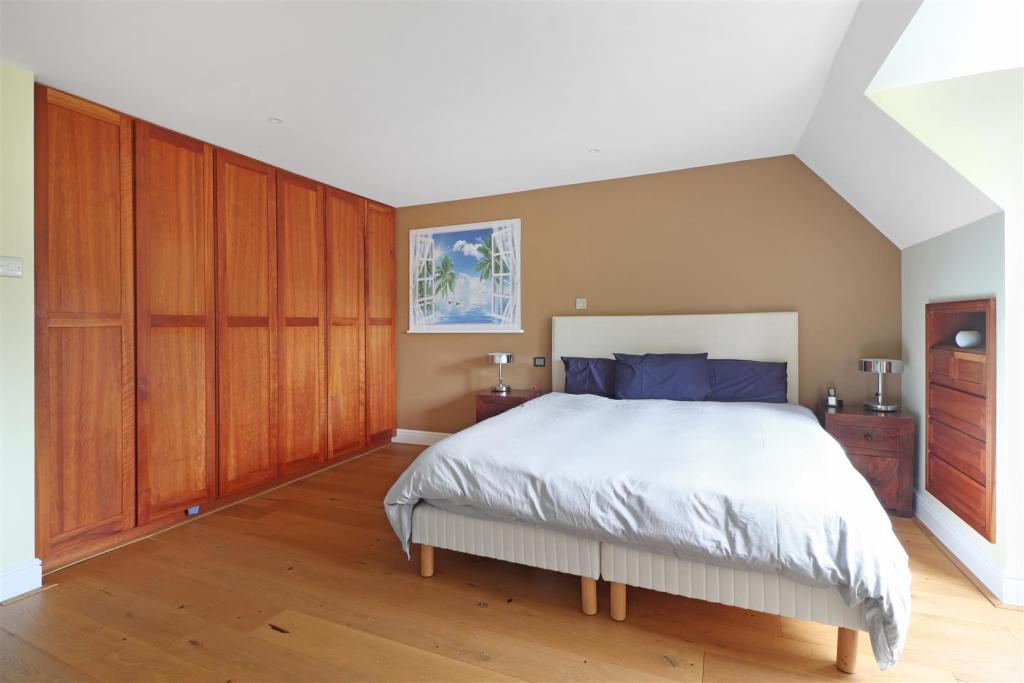 Principal Bedroom Additional.jpg