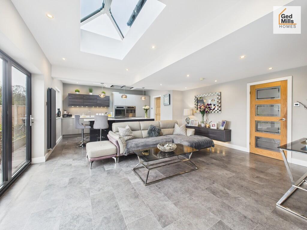 CAM04261G0-PR0108...