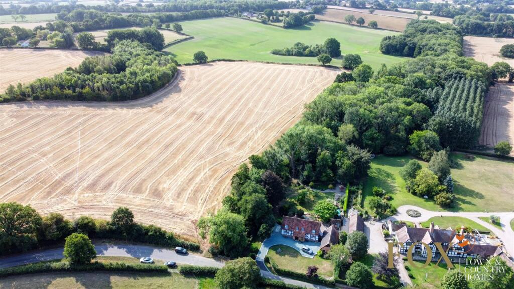 Laugherne Brook Barn (3).jpg