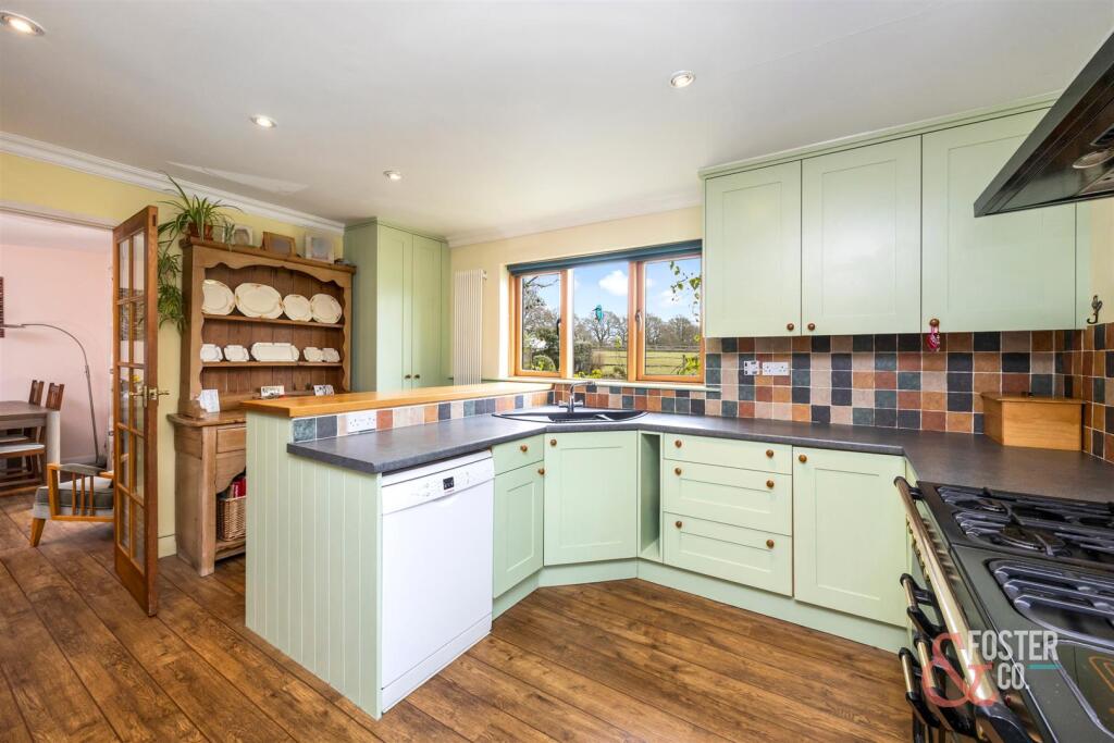 Littleworth Lane, Five Acres-017.JPG