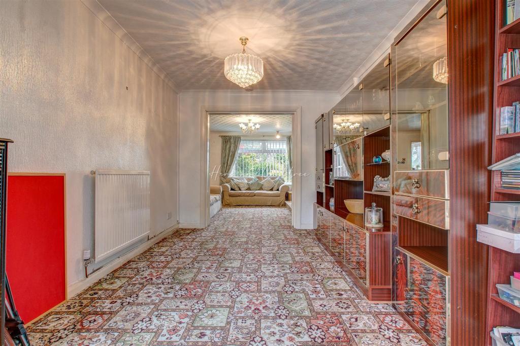 Roundwood, Penylan, HernCrabtree_ (7).jpg