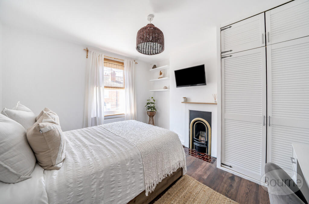 7b8b99cc-cafa-4aa...