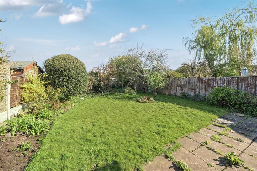 Richmond Way - Garden.jpg