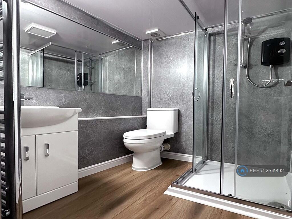 Modern Bathroom
