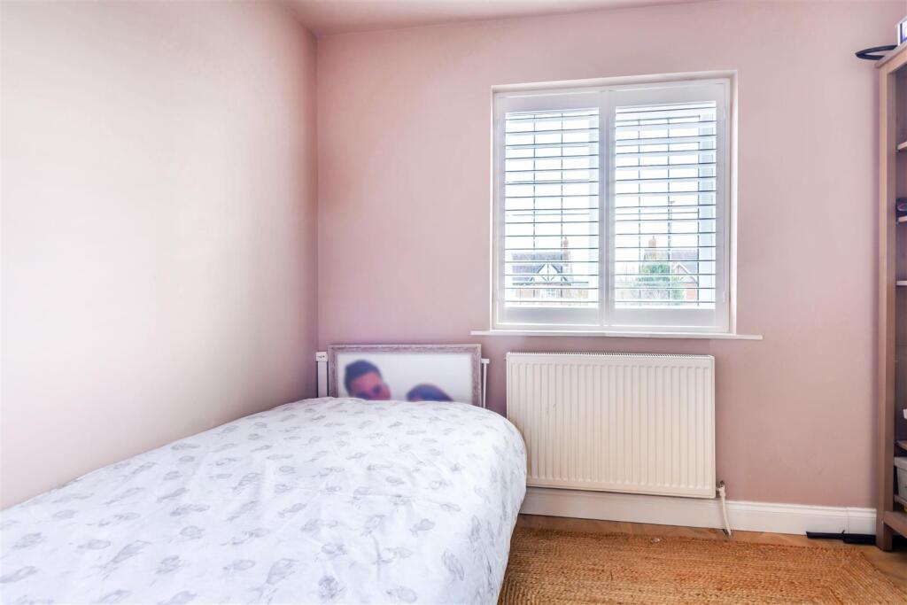 8639118-interior26v2.jpg