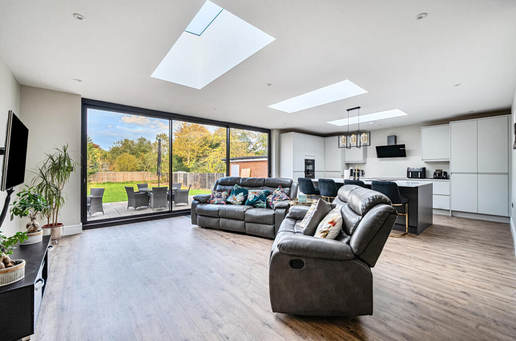 1361949-17-68ffa1...