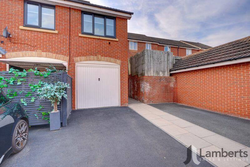 Garage &amp; Parking