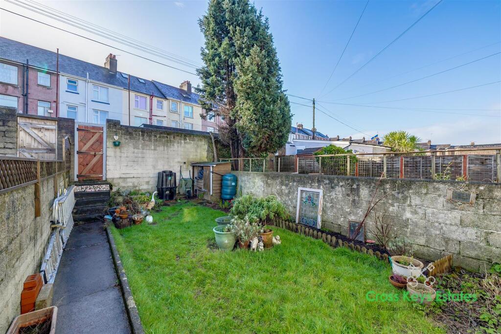 Enclosed Rear Garden