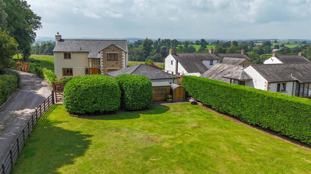 Douglas House Aerial A.jpg