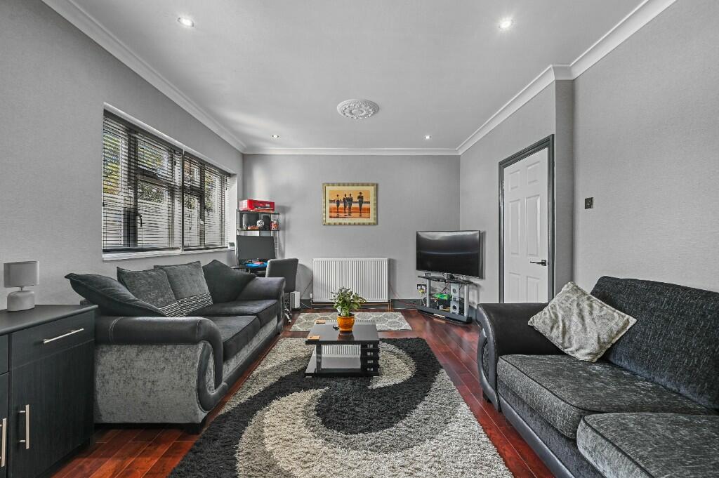 Living/Dining Room