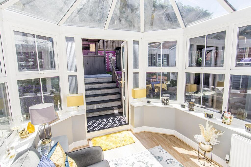 Conservatory Photo 2