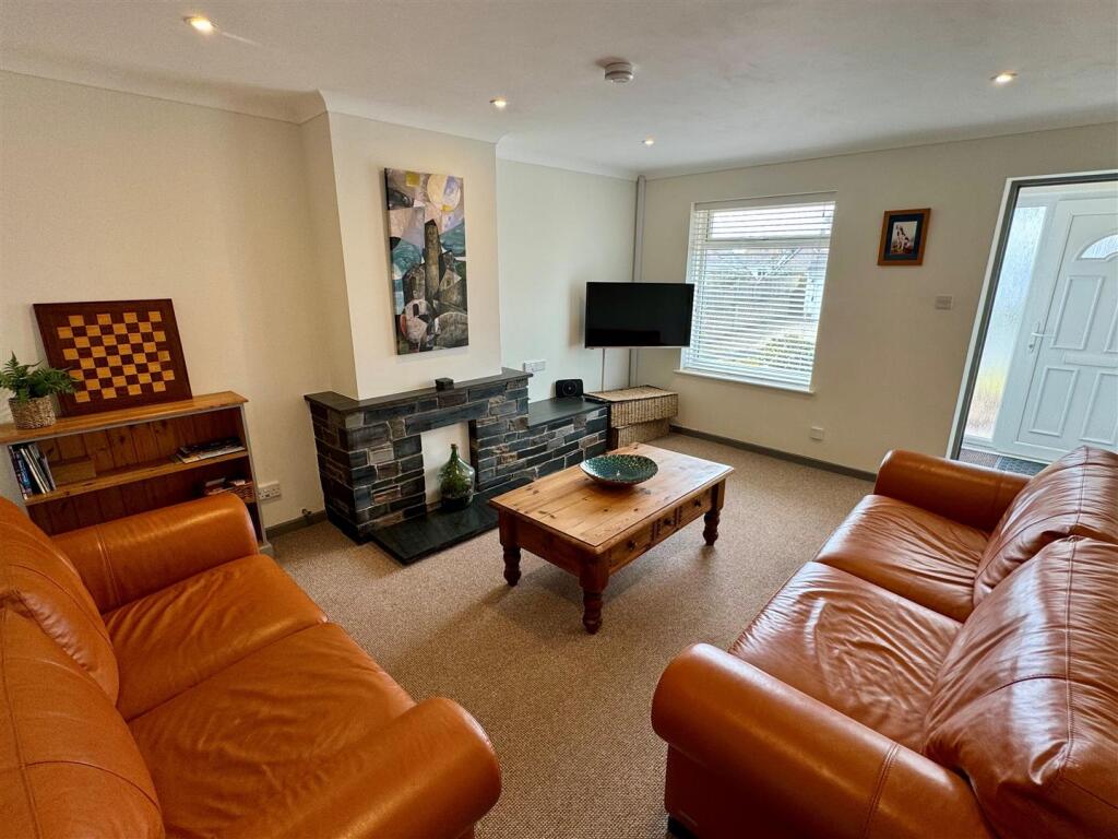 70 Parc Godrevy Lounge