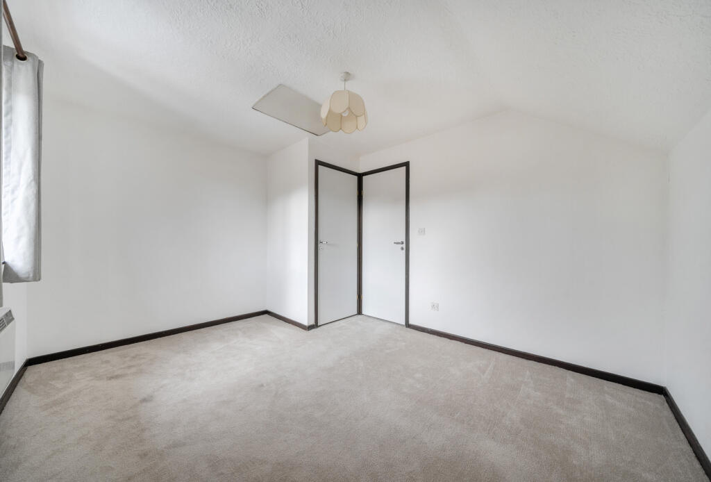 1371248-2-68f6193...