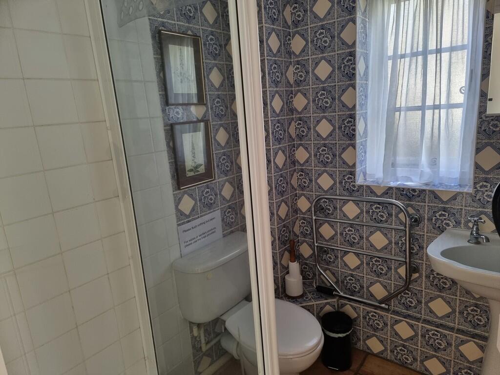 DOWNSTAIRS SHOWER...