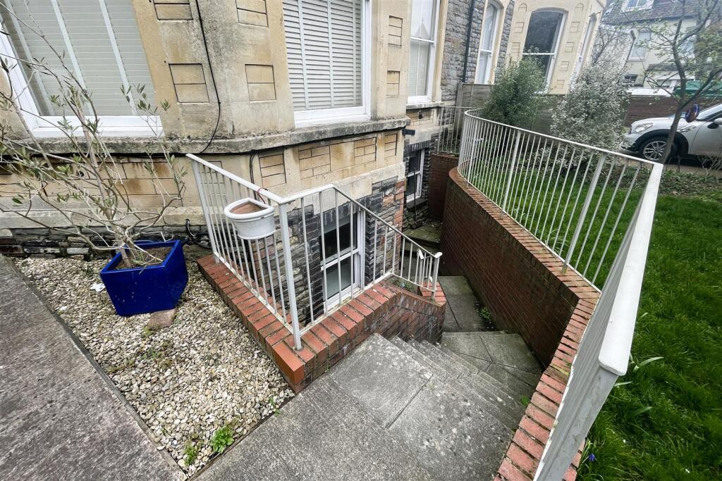 19c Northumberland Road, Redland, Bristol BS6 7AZ 