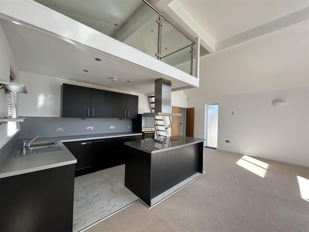 Aimson Road West, Timperley