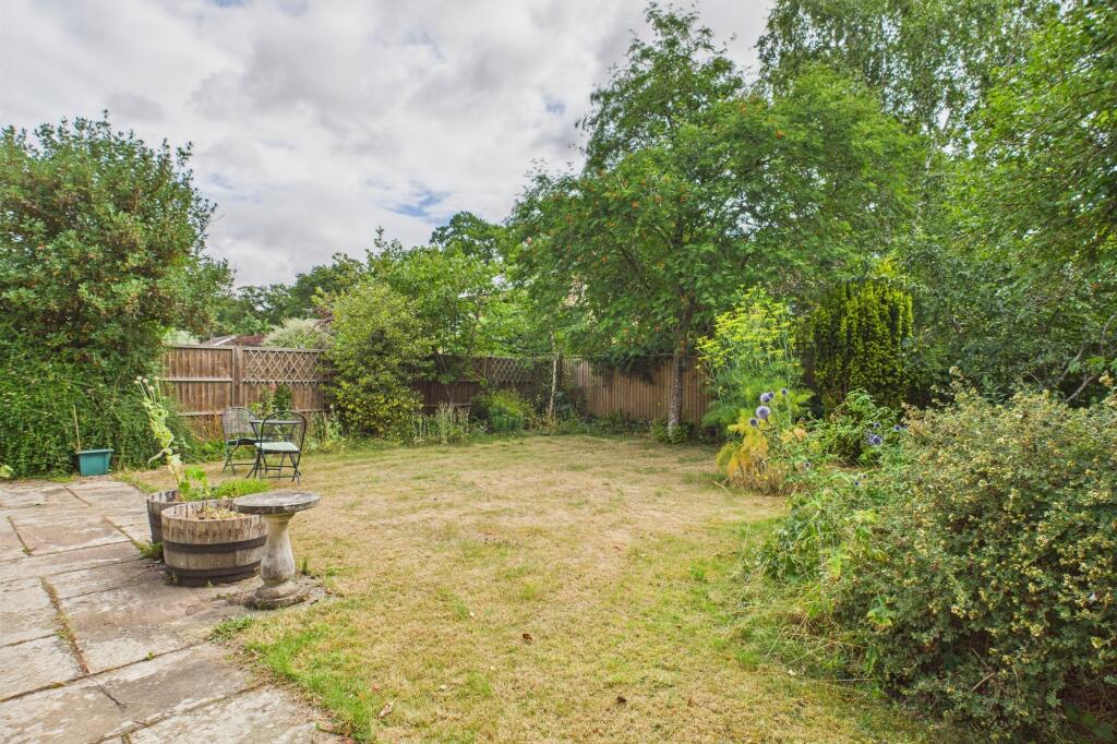 CAM02545G0-PR0445-STILL012