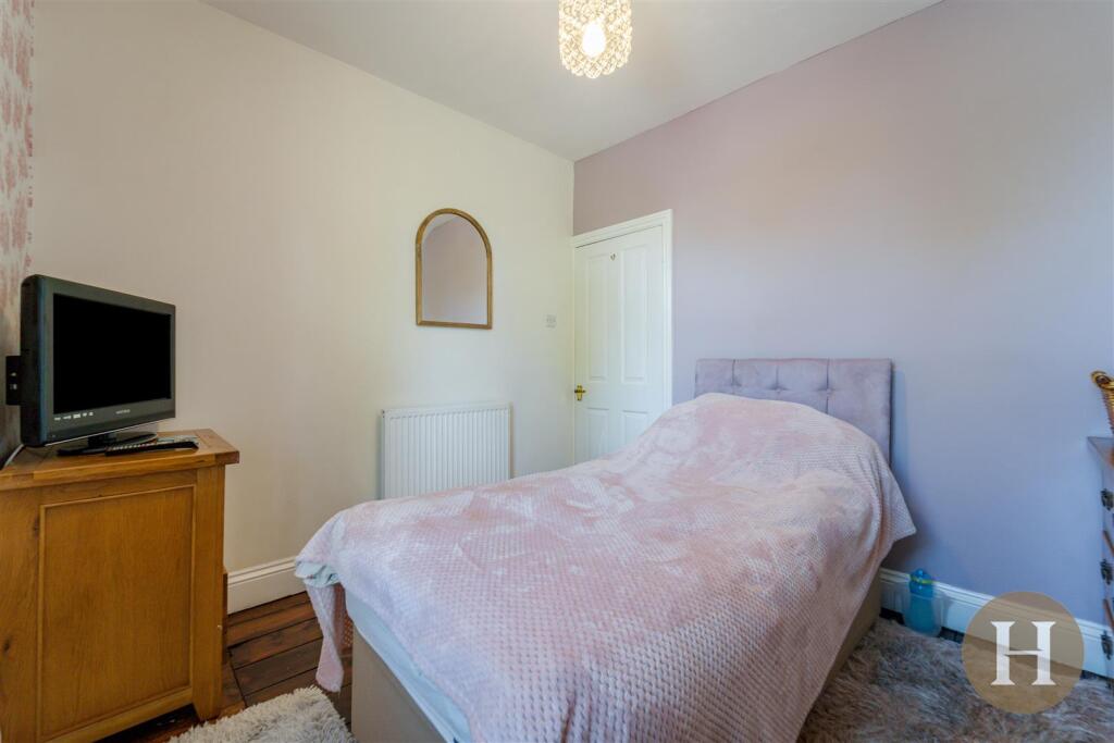 Hadleigh Estate Agents-35.jpg