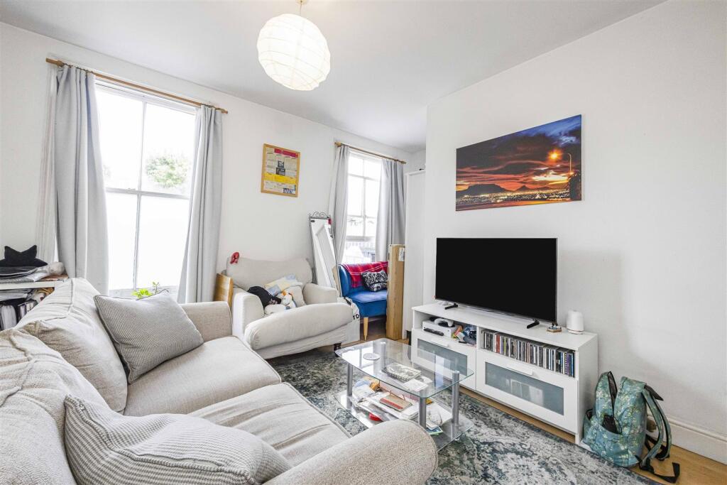 Flat C 9 Exmouth Street -008.JPG