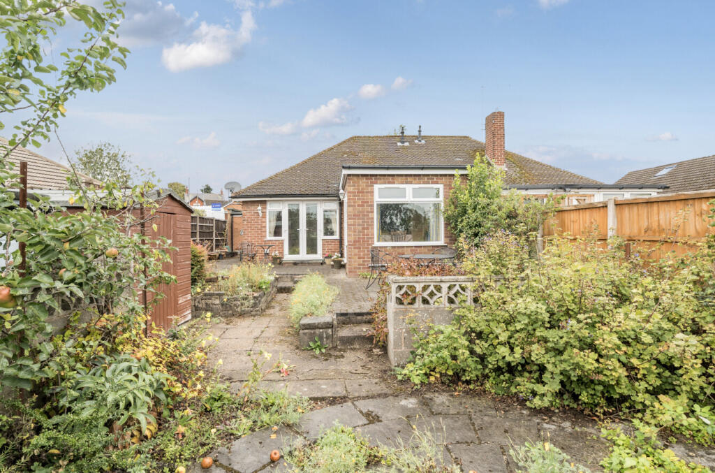 1346099-4-68b9c4d...