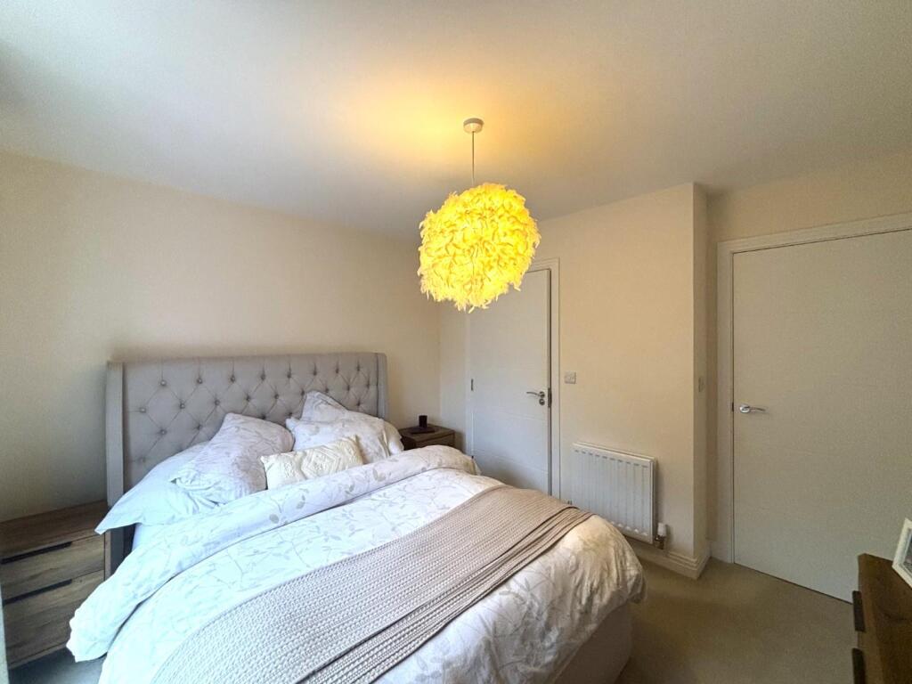 Bedroom 1_1.jpeg