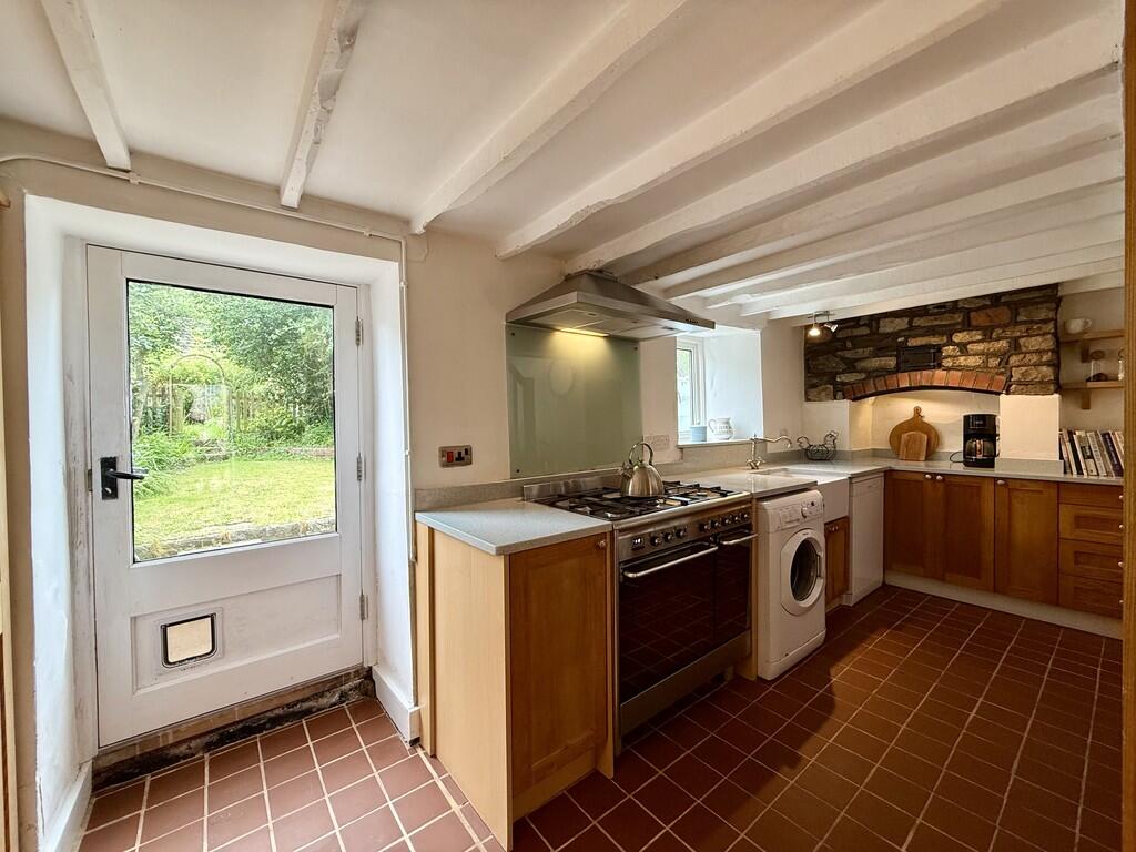 Kitchen/Breakfast...