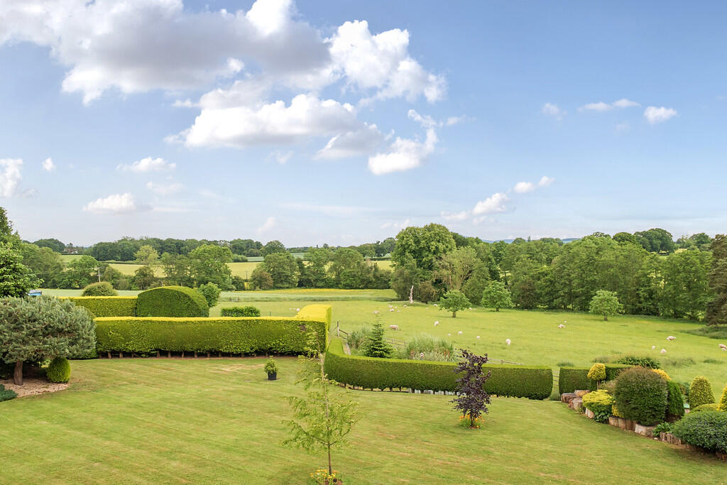 1300280-12-6839cd...