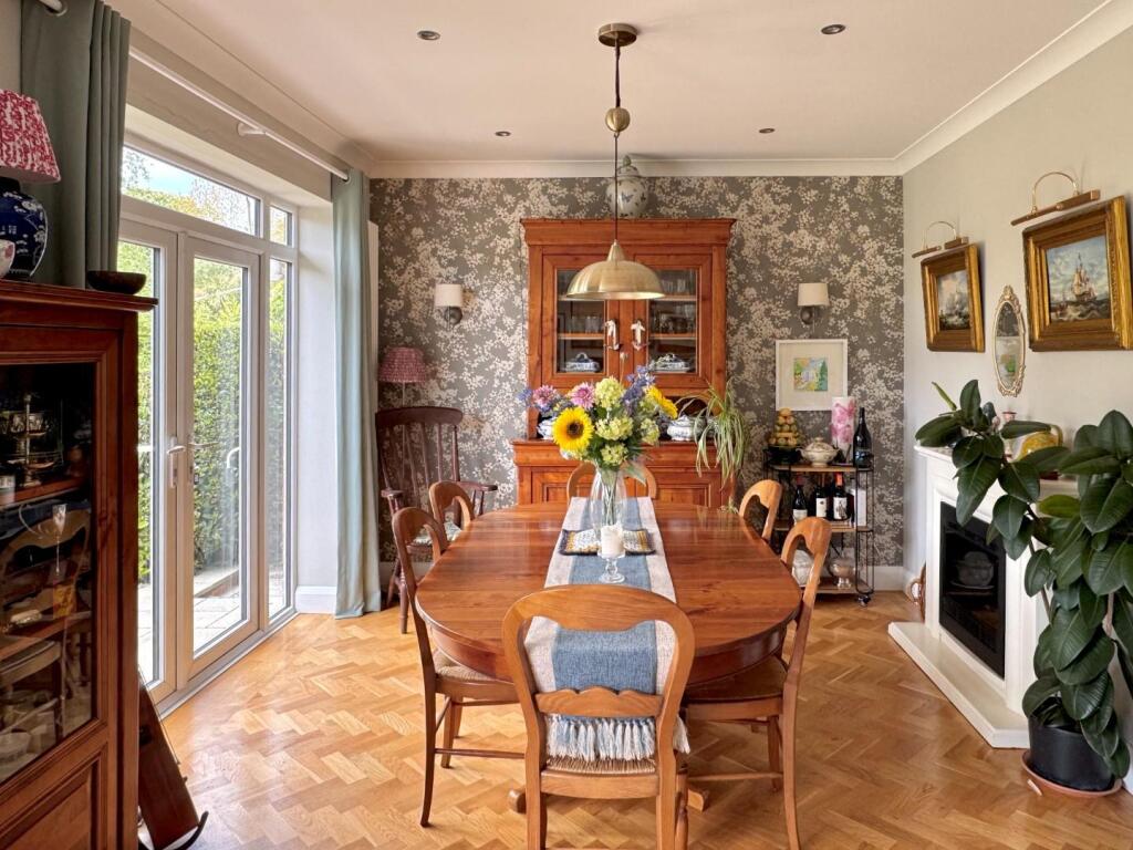 Kitchen/Breakfasting/Living Room