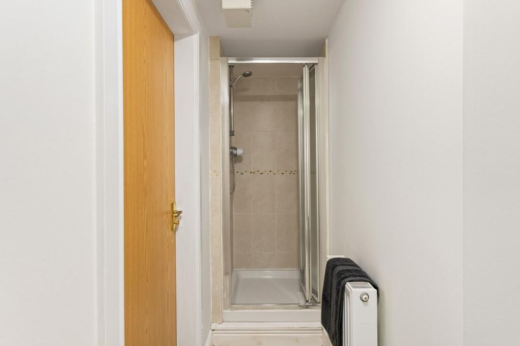 Master Bedroom with En-suite