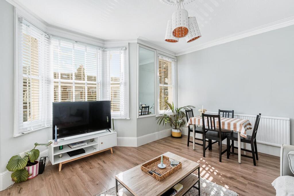 FFF 10 Kingswood Road-3.jpg