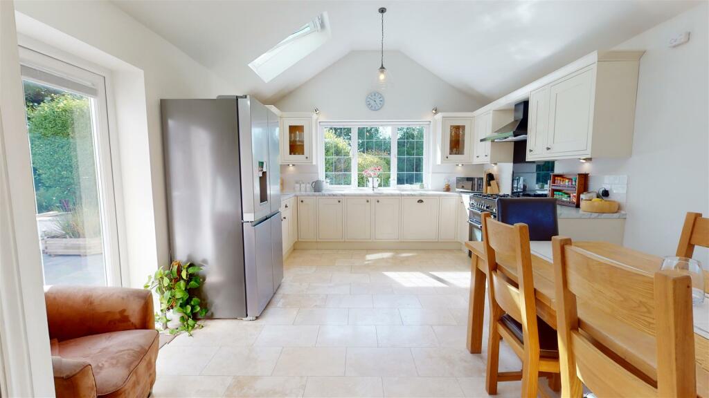 Hazel-Hill-StFlorence-Milton-Tenby-05282023_170643