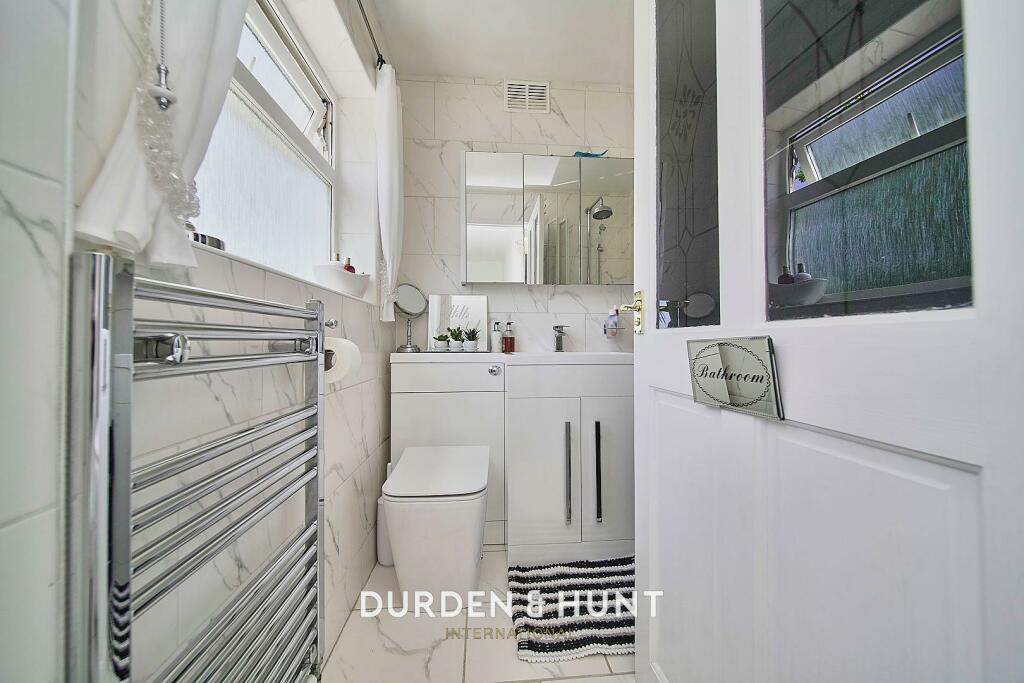 Lambourne 44_result.jpg