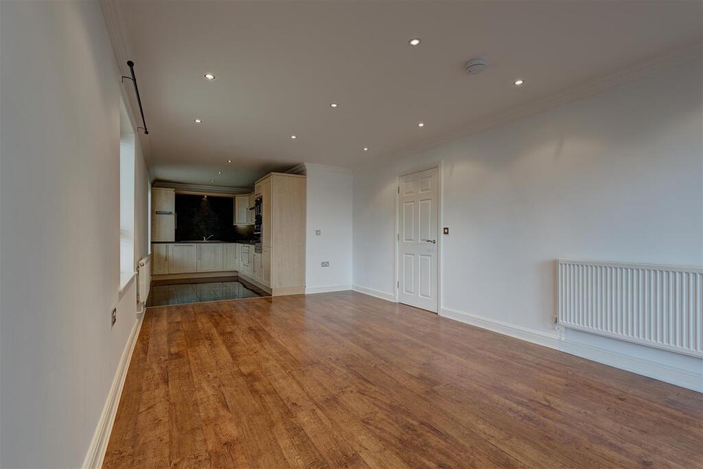 63NorthfieldCourt(Interior)(5of16).jpg