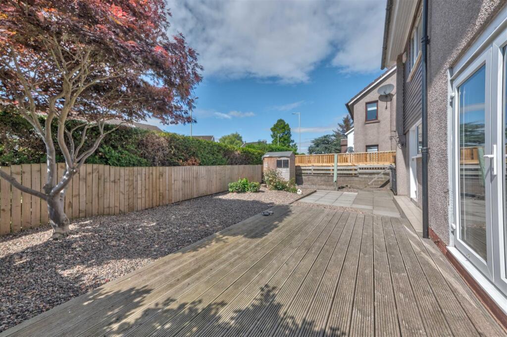 4 Gillies Place BF-23.JPG