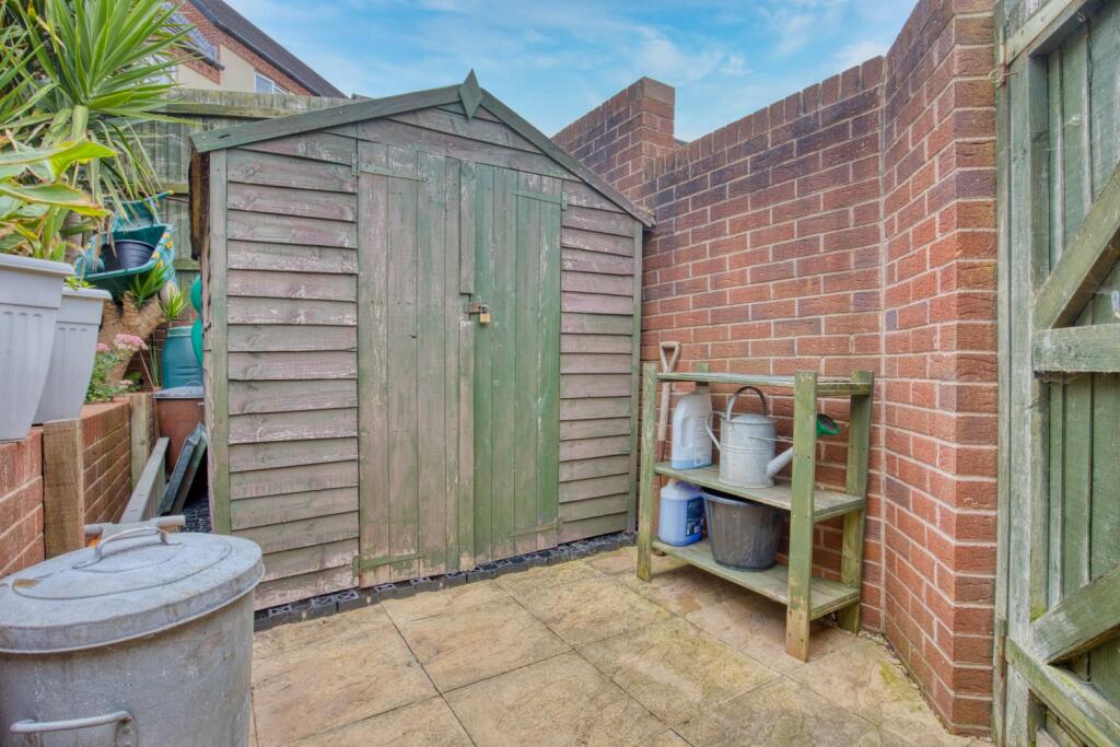 Ewemove Taunton Grove Gate (17)