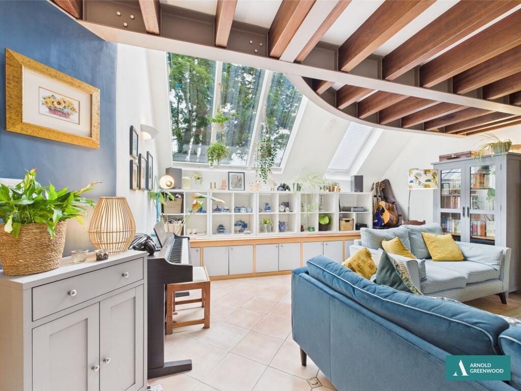 Lounge/dining room/kitchen