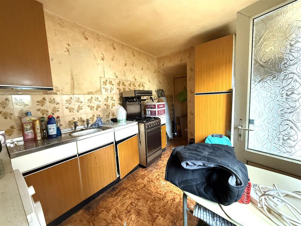 51 hagley kit 2.jpeg