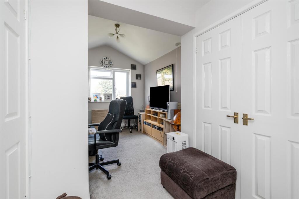 45 Hollywell Road_14.jpg