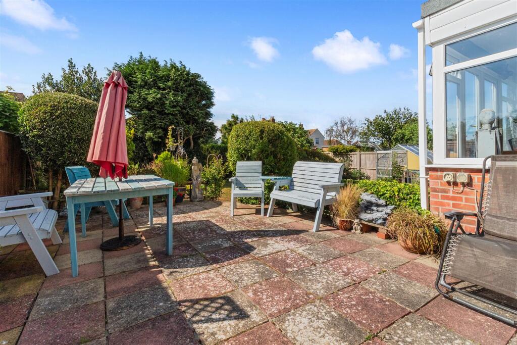 Brook Barn Way, 15-010.jpg