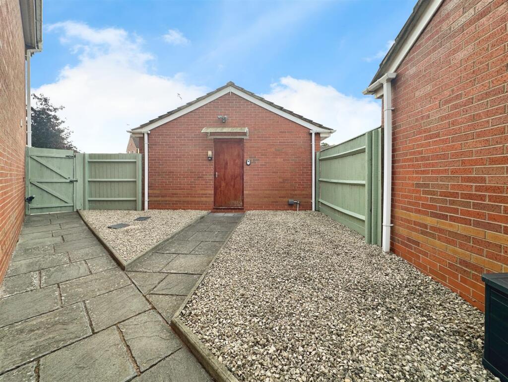 7e1df326--4EB4-A066-E479C4B1A4AA-26867-000009CFAAA