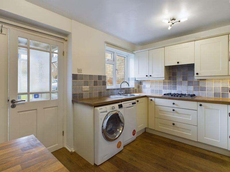 Kitchen other way 