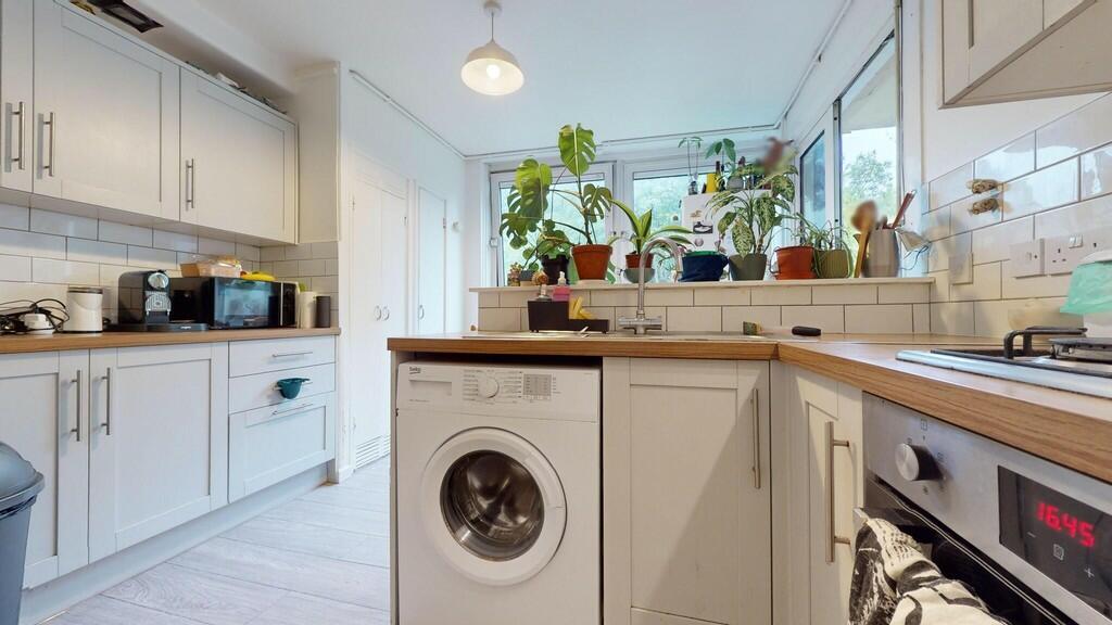 Kitchen 3