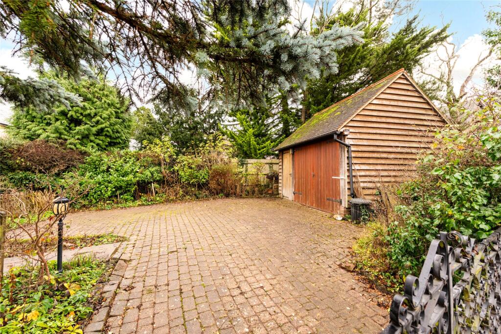 2nd Drive and Garage