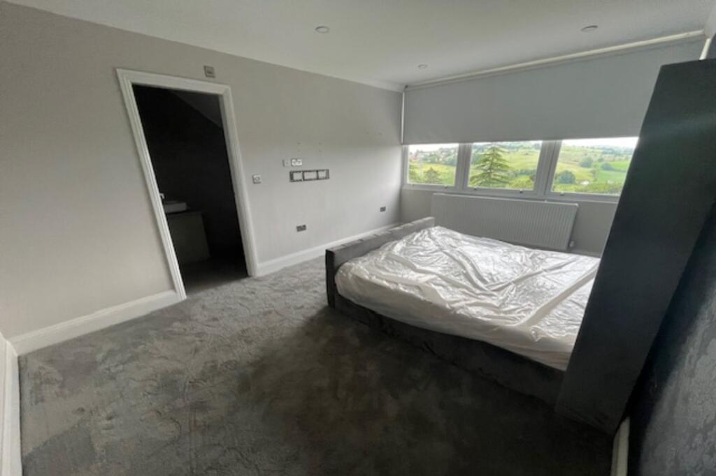 The Beeches, 26 Whalley Road, Wilpshire, Blackburn, BB1 9JT
