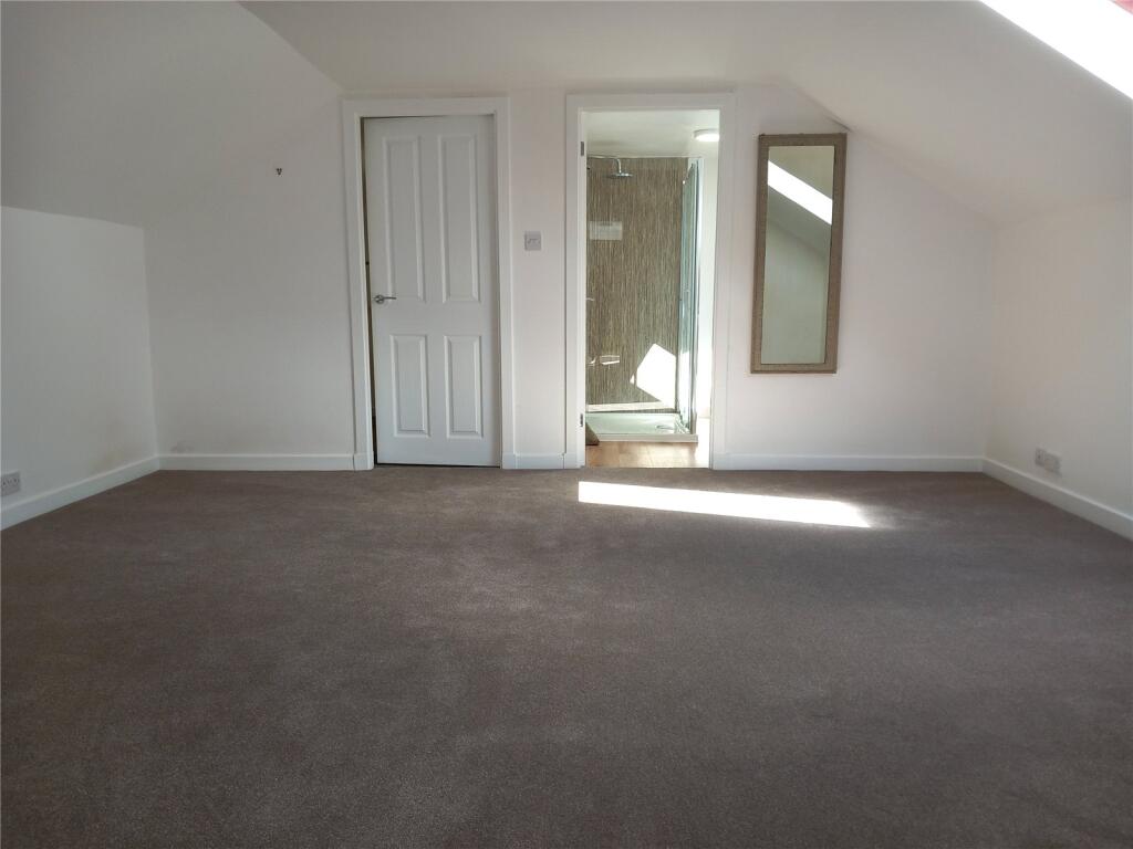 Bedroom 1 Ensuite